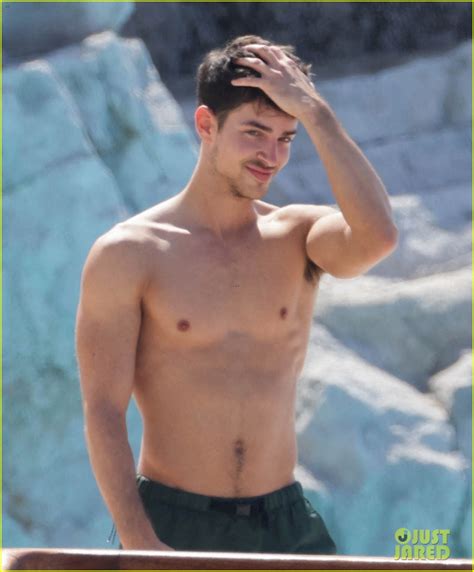 Elite Star Manu Rios Hits The Beach In Cannes With Stylist Marc Forne See Shirtless Photos