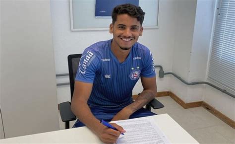 Bahia Renova Contrato Zagueiro Do Time Sub Ecbahia