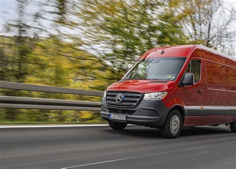 Der Neue Mercedes Benz ESprinter Besticht Durch Effizienz Reichweite