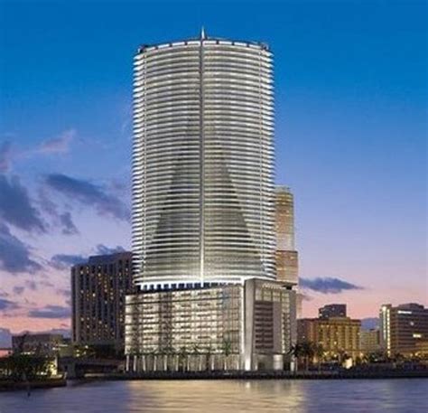 Kimpton Epic Hotel | Downtown/Overtown | Hotels and Resorts | General