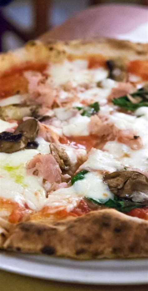 La Tour De Pizz Pizzas Artisanales Au Feu De Bois Gassin