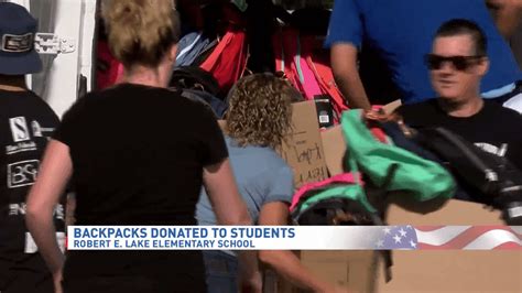 Las Vegas elementary school students get hundreds of backpack donations