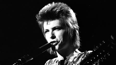 Regardez des images inédites de la tournée Ziggy Stardust de David