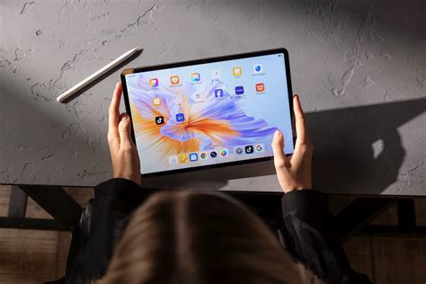 В российских магазинах появился ударопрочный планшет HONOR Pad V9 с ...