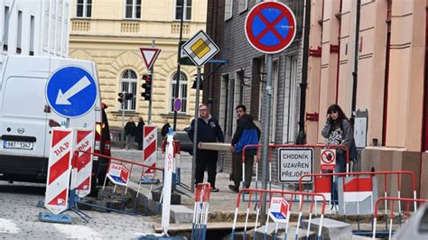 Galerie Shopaholicadel Se St Huje Ad La Pulcov Opustila Byt A Za