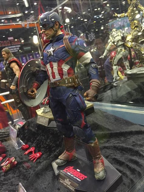 Hot Toys Reveals Thanos Hulkbuster And More AVENGERS AGE OF ULTRON Figures Captain