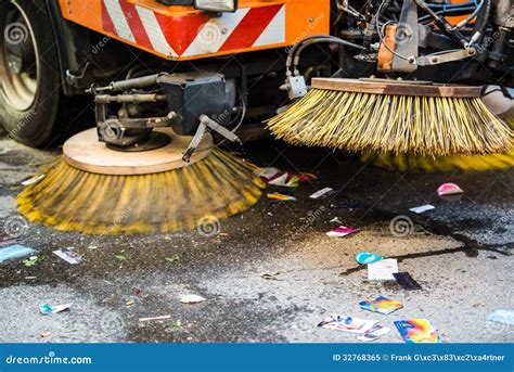 Road Sweeper. Yellow Street Sweeper Machine Fow Washing And Cleaning Asphalt Road Stock ...