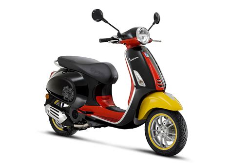 Disney Mickey Mouse Edition By Vespa Modern Vespa Blog Sip Scootershop