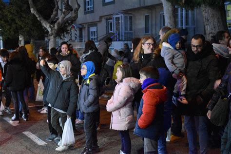 Las Sonrisas De Los Ni Os Arropan A Los Reyes En Su Paso Por Villares