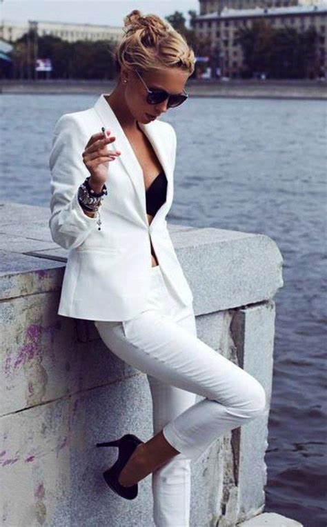 Pin By 🌹🍃cressi🍃🌹 On ~pure White⚪️ Street Style Chic Business Women Fashion Womens Casual