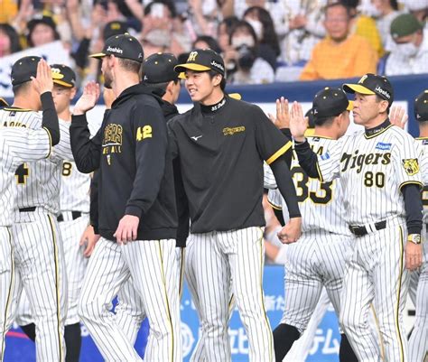 阪神、2年ぶりの開幕3連勝 原口が代打弾 才木、七回途中1失点8奪三振で今季初勝利 阪神タイガース デイリースポーツ Online