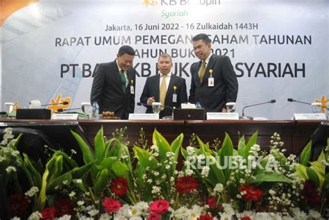 Optimis Tumbuh Double Digit KB Bukopin Syariah Revisi RBB Republika