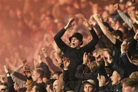 Stadionverbote Nach Ausschreitungen In Alkmaar Freenet De