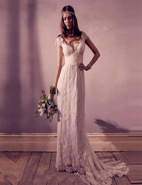 2016 Vintage Lace Bohemian Wedding Dresses V Neck Empire Cap Sleeves