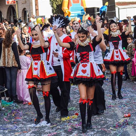 Carnaval Desfile Meninas Foto Gratuita No Pixabay