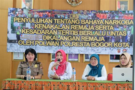 Sosialisasi Kampanye Tentang Bahaya Narkoba Oleh Polwan Polresta Bogor