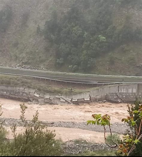 Longobucco Crolla Un Viadotto Sulla Strada Sila Mare In Costruzione