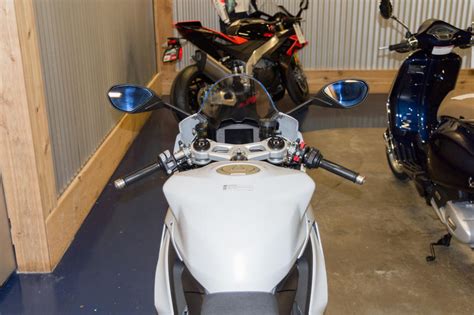 Ducati Panigale V White Rosso Livery Mss Motorsports Ug