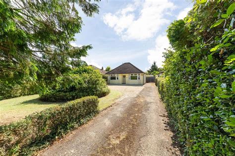 Sandleigh Road Abingdon Ox13 3 Bed Detached Bungalow For Sale £515 000