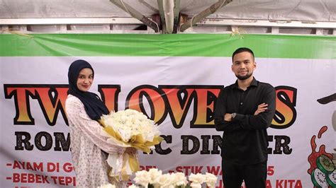 Rayakan Hari Jadi Pernikahan Shireen Sungkar Dan Teuku Wisnu Pilih