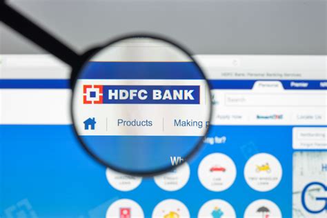 HDFC Bank Retailio Team On Branded Credit Cards