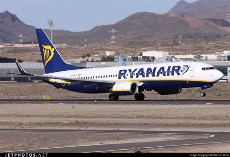 EI DHA Boeing 737 8AS Ryanair Alfonso Solis JetPhotos