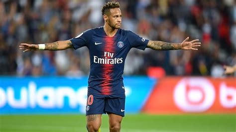 Real Madrid E Barcelona Brigam Nos Bastidores Por Neymar Diz Imprensa