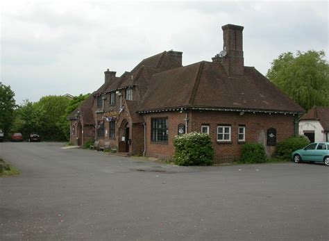 Oakdale The Oakdale © Mike Faherty Geograph Britain And Ireland