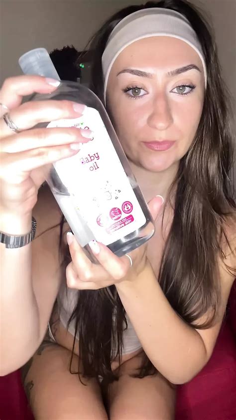 Sexy British Teen Needs To Cool Off After Workout Amateur Porn Feat