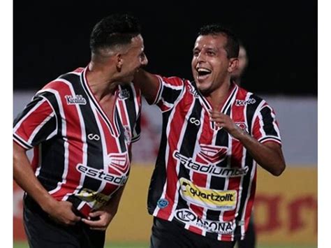 Em Jogo Eletrizante Santa Cruz E Jacupiense Empatam No Arruda Lance