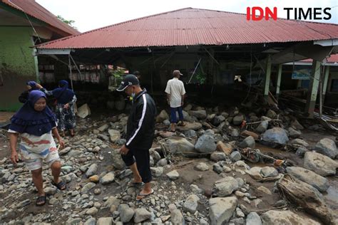 50 Warga Meninggal Dunia Akibat Banjir Lahar Dingin Sumbar