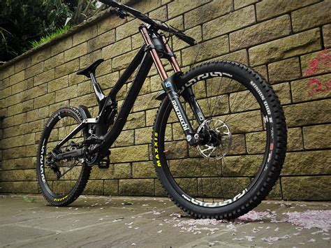 Canyon Sender CF 8.0 - MarkS's Bike Check - Vital MTB