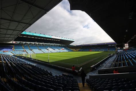 Leeds Uniteds Elland Road Closed After Police Advice Over Security