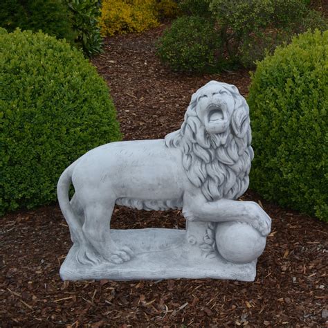 Lion On Stone Slab Facing Right Gartendekoparadiesde