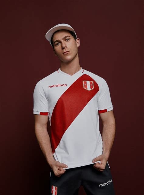 Ripley CAMISETA PARA HOMBRE MARATHON POLIÉSTER PERÚ FPF OFICIAL