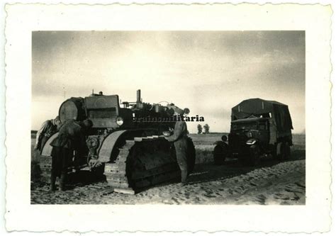 Orig Foto Russ Beute Traktor Schlepper Und Beute Lkw In Russland 1941