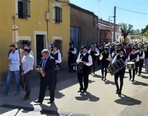 ENANOS TOREROS El pueblo de Zamora en la diana de las críticas por un