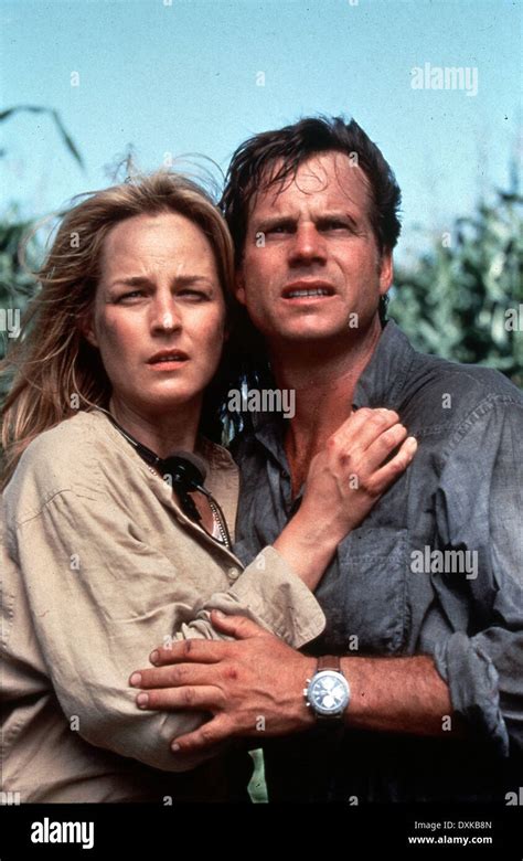 Helen hunt twister hi-res stock photography and images - Alamy