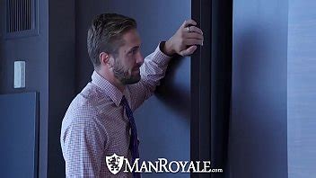 ManRoyale El estudiante trabajador Wesley Woods follado para la graduación XVIDEOS
