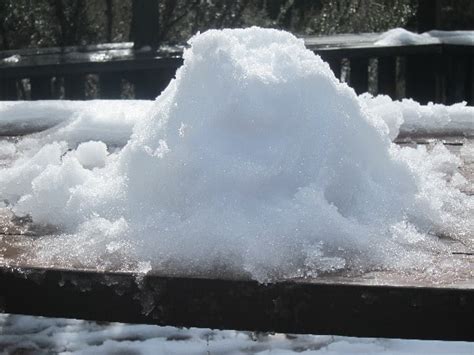 Cradle Mountain Tasmania turns on the snow