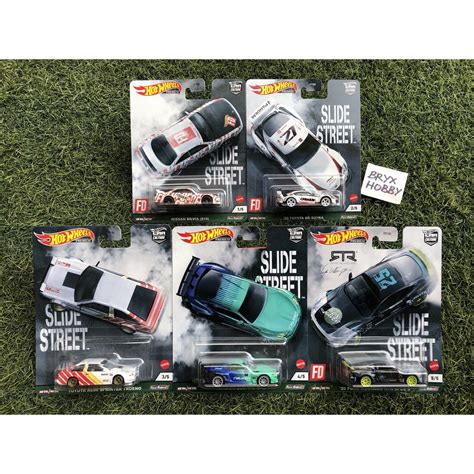 Hot Wheels 2021 Car Culture Slide Street Case E FPY86 957E 1 64 Set