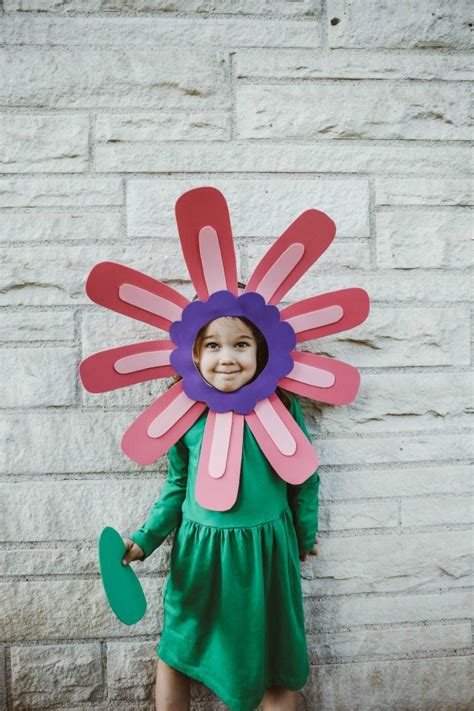 How To Make A DIY Flower Costume C R A F T