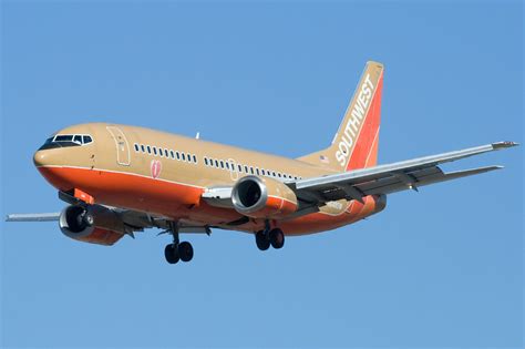 Boeing 737 Guide and Specs: The Baby of the Family - Aviator Insider