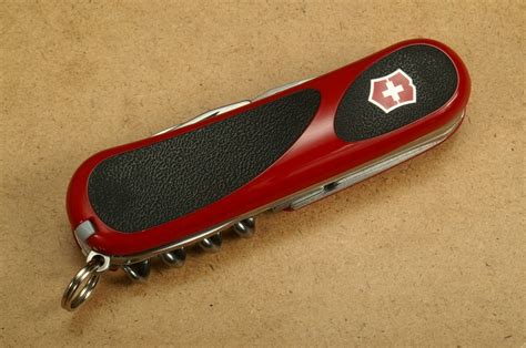 Victorinox Evolution Grip 14 Schwarz Rot Schweizer Taschenmesser 2 3903