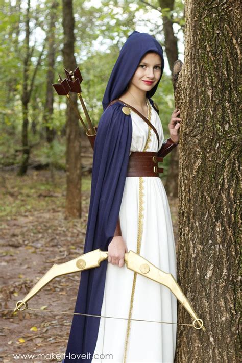 Diy Greek Goddess Costume Artemis Make It And Love It Cute Halloween Costumes Diy Costumes