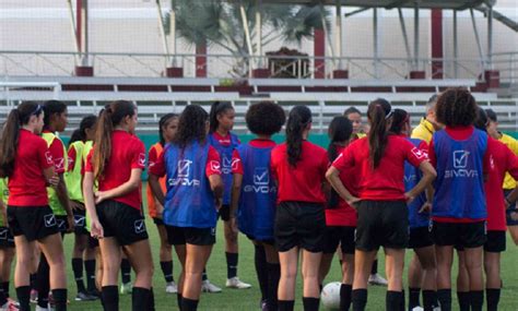 Vinotinto sub 17 femenina continúa el módulo de trabajo con miras al