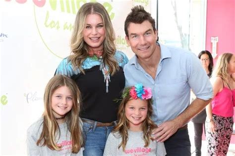 Meet Jerry O Connell S Twin Daughters Whom He Had With His Wife Rebecca Romijn