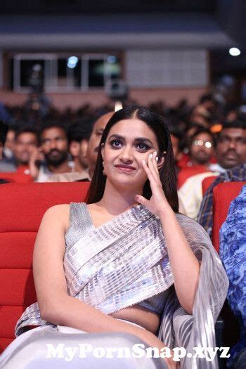 Keerthy Suresh Onam Celebration Photos From Topless Keerthy