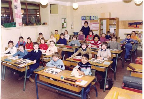 Photo De Classe CM2 De 1980 ECOLE JEHAN DE GROUCHY Copains D Avant