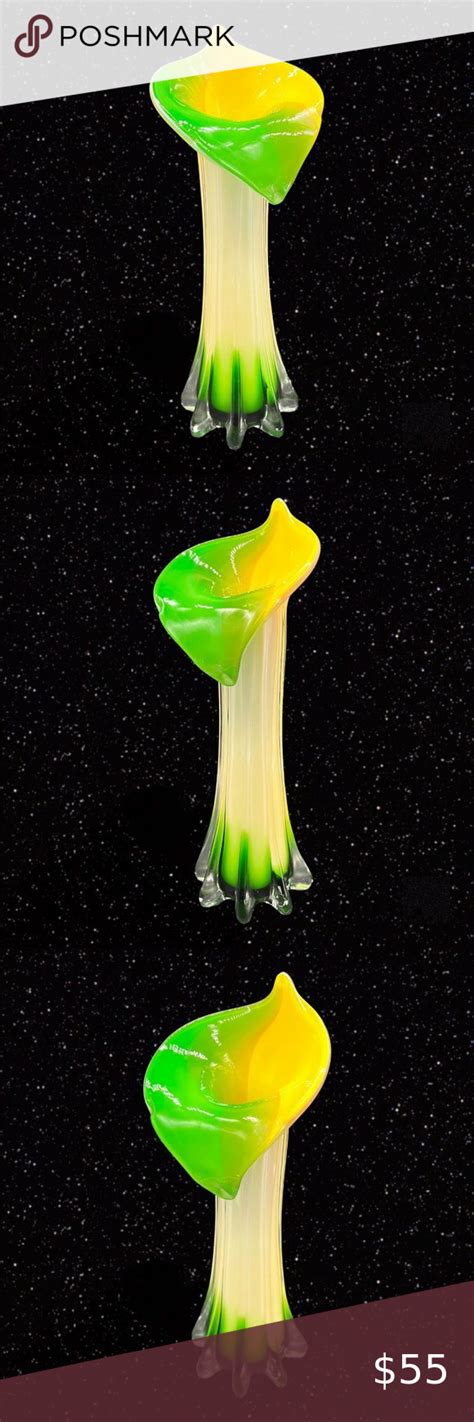 Vintage Murano Art Glass Yellow Green Tulip Glass Vase Long 12”t 475”w Glass Art Glass Vase